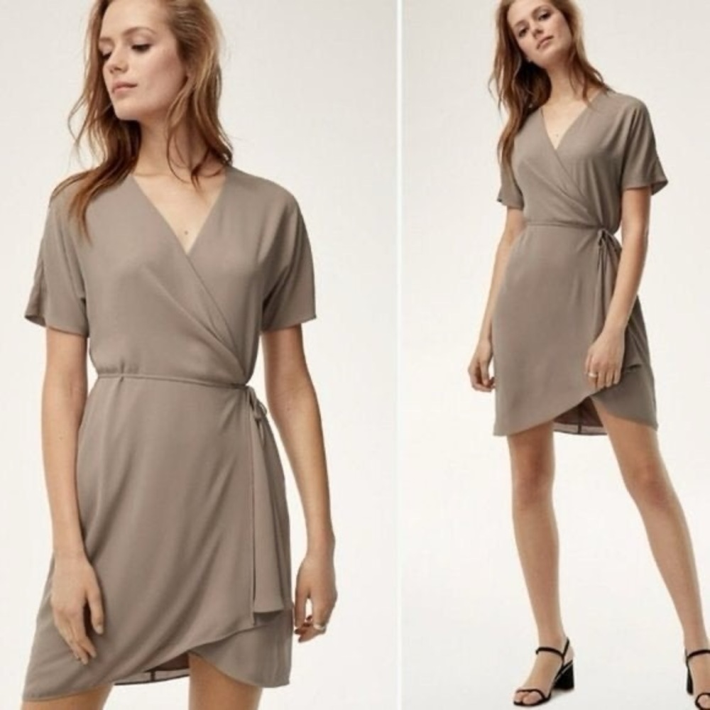 Aritzia Babaton Wallace Wrap Dress - Size Small